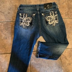 Miss Me Easy Cropped Jeans size 28